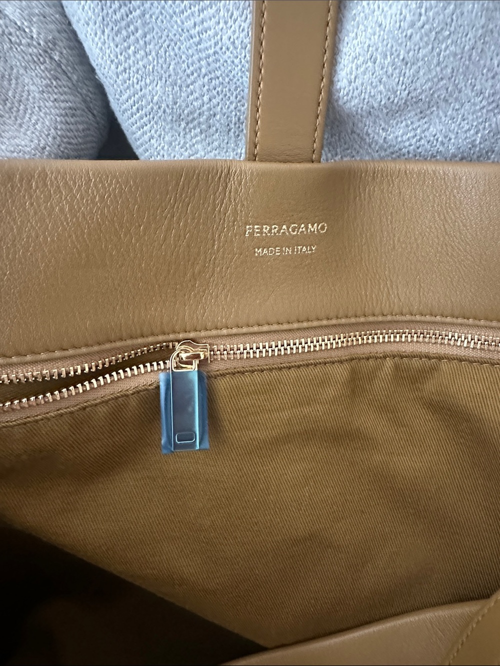 Salvatore Ferragamo Tan oversized Leather Tote - Picture 6 of 10
